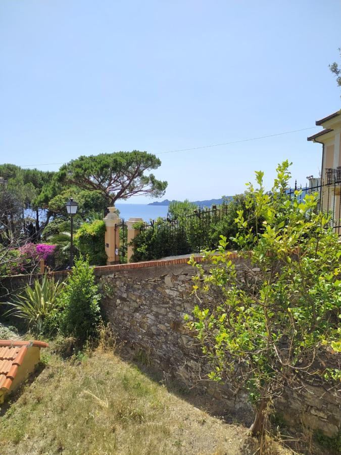 Vacanze Al Mare - Holiday At The Seaside Zoagli Exterior photo
